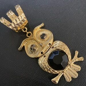 Vintage Gold Tone with Black Onyx Owl Scarf Buckle Ring